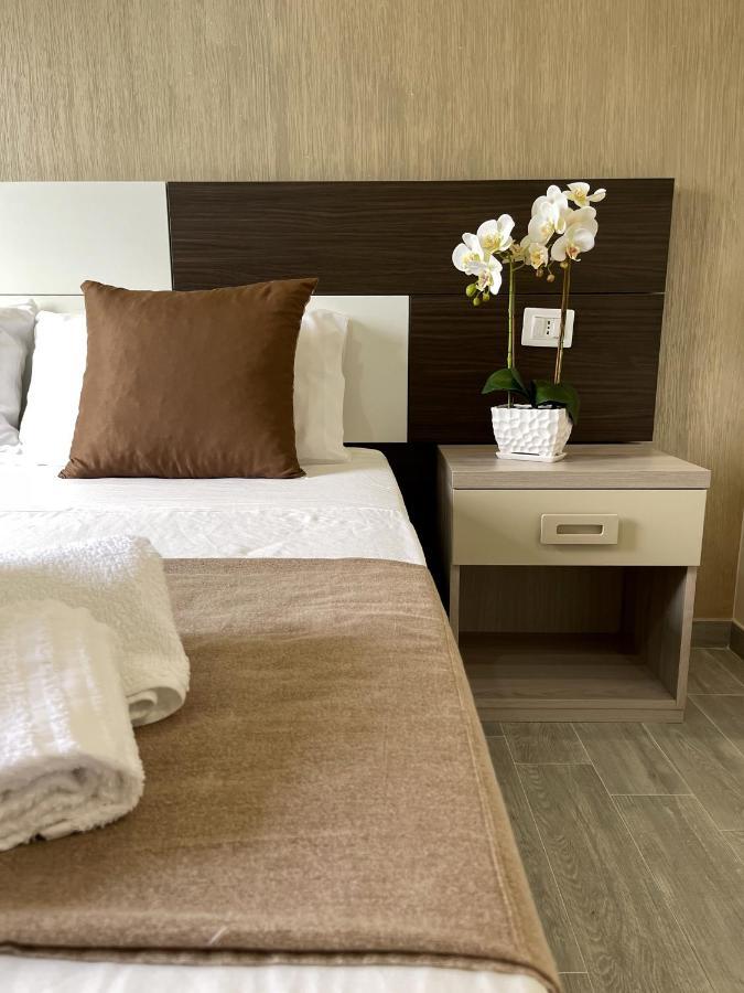 B & B Vilenia 산 니콜라 아르첼라 외부 사진