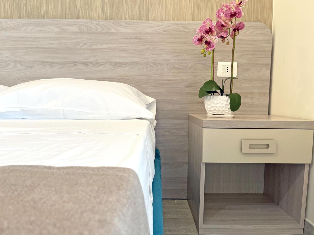 B & B Vilenia 산 니콜라 아르첼라 외부 사진