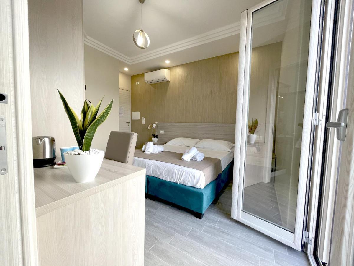 B & B Vilenia 산 니콜라 아르첼라 외부 사진